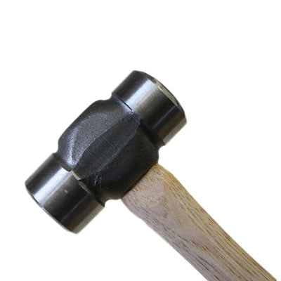 Nordic 2 LB Rounding Hammer 285HT- Modified Radius rounded chamfers to  help prevent chipping and Superior Finish